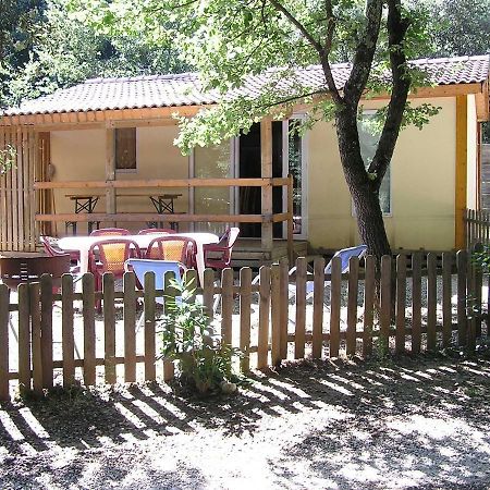 Villa Le Mazet Des Cigales Vers-Pont-du-Gard Exterior foto